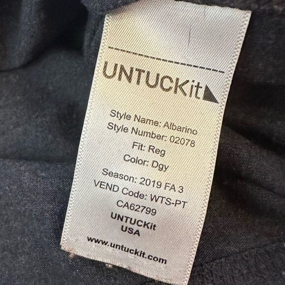 UNTUCKit Albarino Slate Charcoal Blue Long Sleeve Henley in Size Medium - Picture 3 of 6